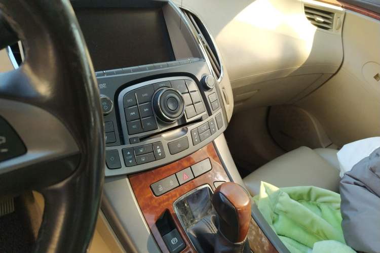 Used Buick LaCrosse 2010 3.0L Flagship Edition
