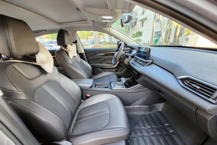 Used Dongfeng Aeolus Yixuan 2020 230T Automatic Advanced Edition
