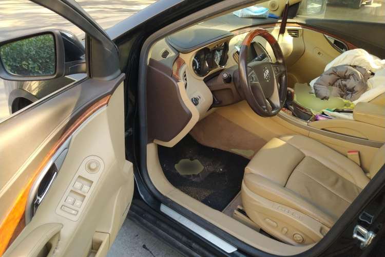 Used Buick LaCrosse 2010 3.0L Flagship Edition
