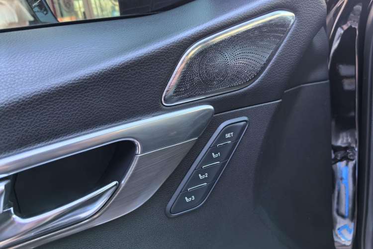 Used GAC Trumpchi GA8 2017 280T Deluxe Edition
