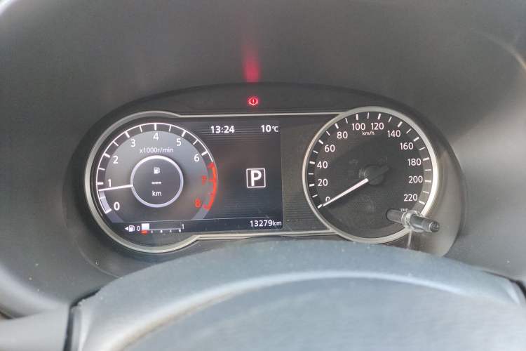 Used Nissan Kicks 2021 1.5L XV CVT Smart Connect Luxury Edition
