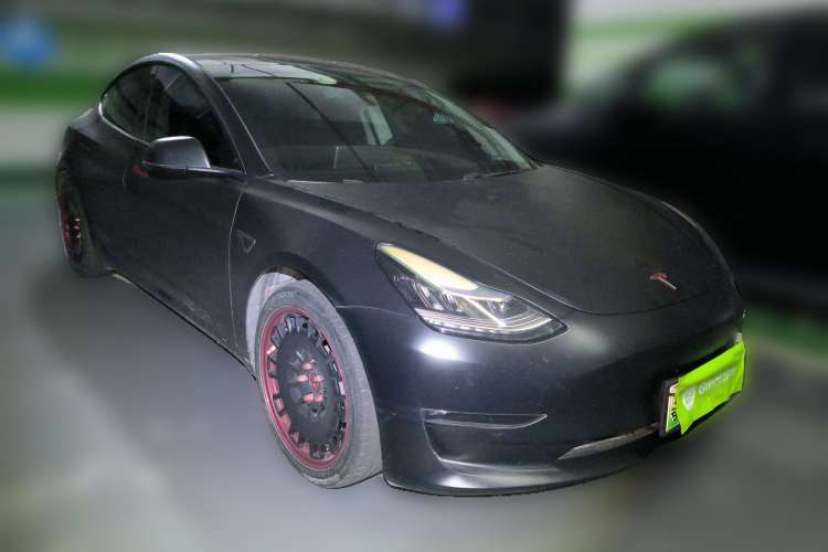 Used Tesla Model 3 2019 Long-Range Rear-Wheel-Drive Version