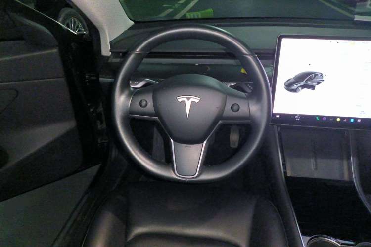 Used Tesla Model 3 2019 Long-Range Rear-Wheel-Drive Version