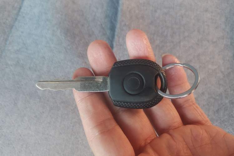 Used Iveco Daily 2017 2.5T A35 Passenger Van 5-7 Seats Model 47Z5
