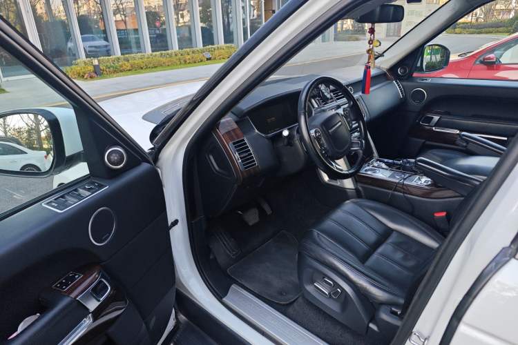 Used Land Rover Range Rover 2013 3.0 TDV6 Vogue
