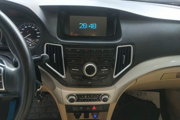 Used Great Wall C30 2016 1.5L AMT Comfort Model
