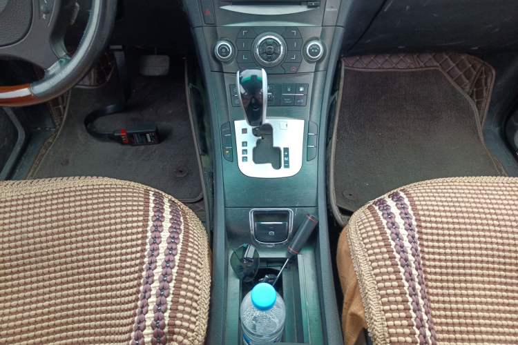 Used Luxgen Great 7 SUV 2013 Limited-Edition Sharp Model 2.2T Two-Wheel-Drive Smart Version
