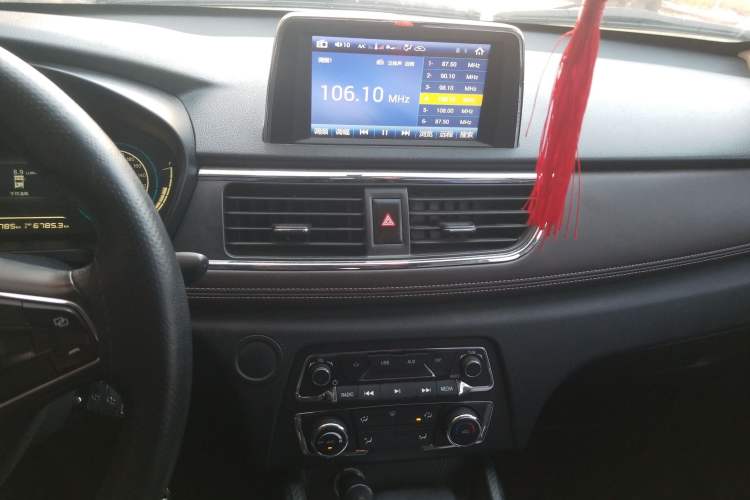 Used Dongfeng Fengon 370 2018 S370 1.5L Manual Luxury 7-Seater
