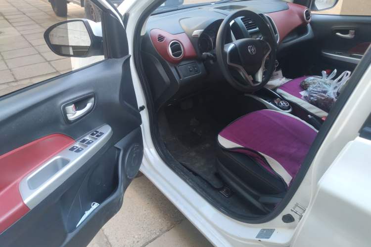 Used CHANGAN Benni EV 2017 Pure Electric 180 km Standard Model
