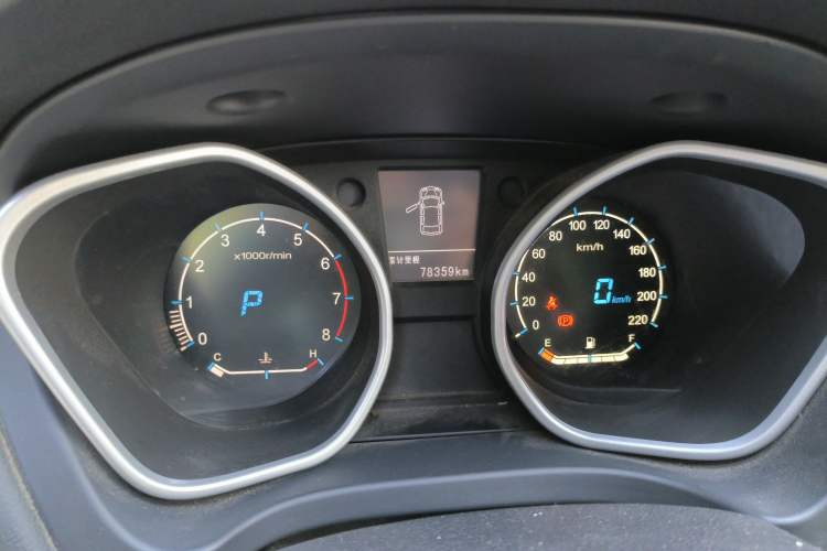 Used Geely Auto GX7 2015 Sports Edition 2.0L Automatic Prestige Model
