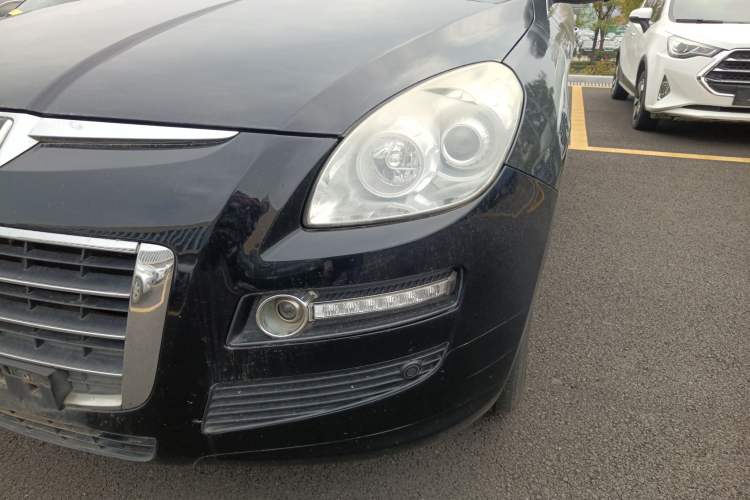 Used Luxgen Great 7 SUV 2013 Limited-Edition Sharp Model 2.2T Two-Wheel-Drive Smart Version
