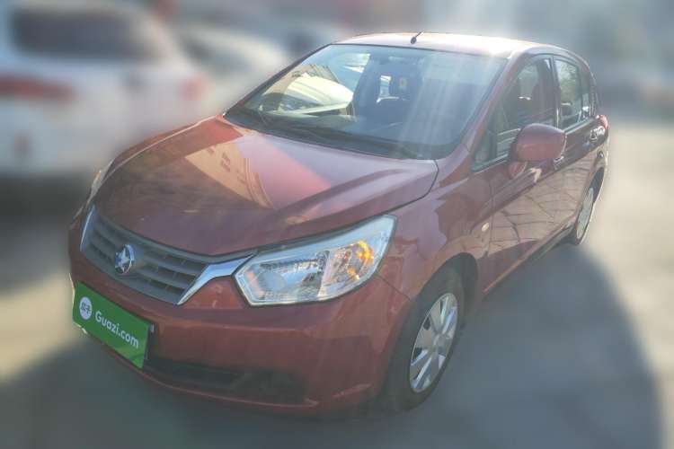 Used Venucia R50 2013 1.6L Automatic Fashion Edition