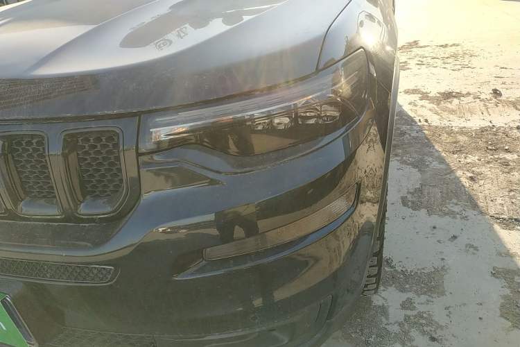 Used Jeep Commander 2018 2.0T Two-Wheel Drive Enjoyment Version China VI Emission Standard