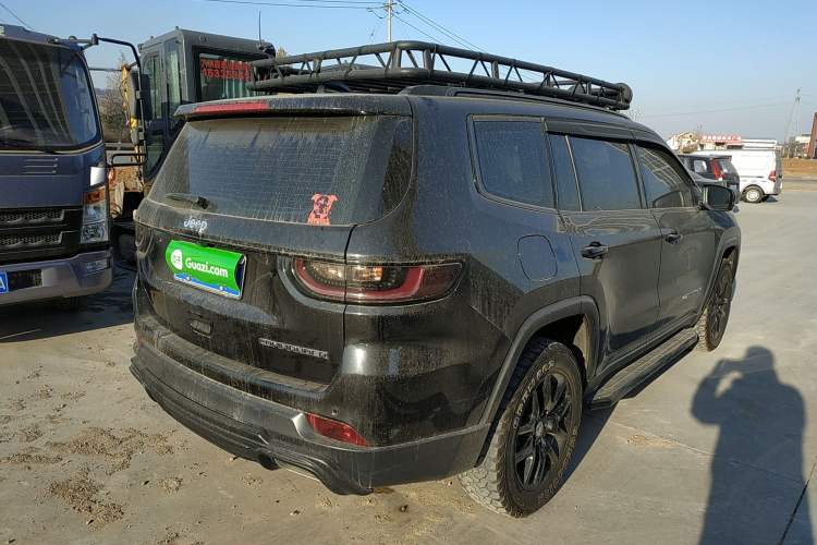 Used Jeep Commander 2018 2.0T Two-Wheel Drive Enjoyment Version China VI Emission Standard