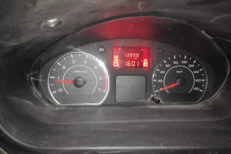 Used Wuling Rongguang V 2019 1.2L Van Utility Model
