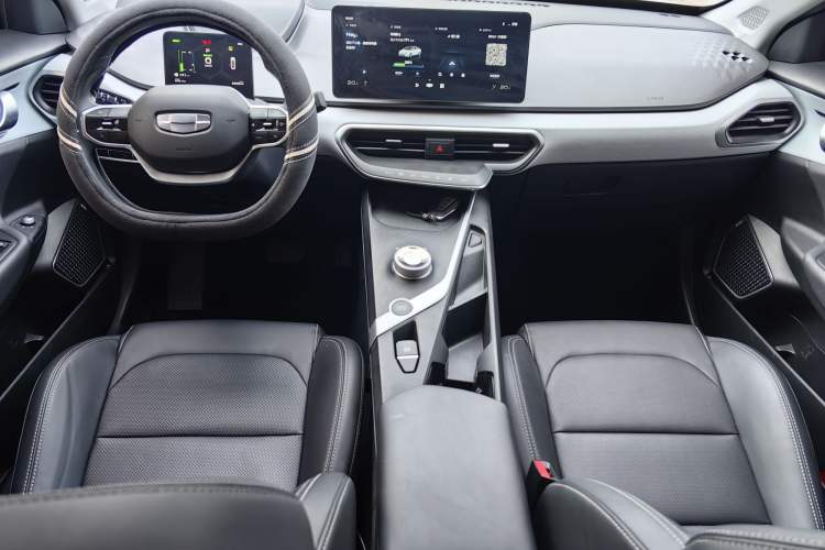 Used Geometry A 2021 Pro Enjoy High-Dimensional Range Edition 430 km A430 Square Version