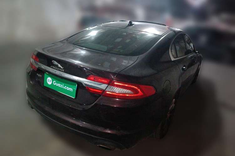 Used Jaguar XF 2015 XF 2.0T Luxury Edition Rear Right 45 Deg