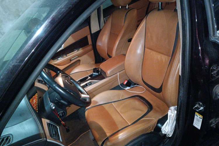 Used Jaguar XF 2015 XF 2.0T Luxury Edition Left Front Seat