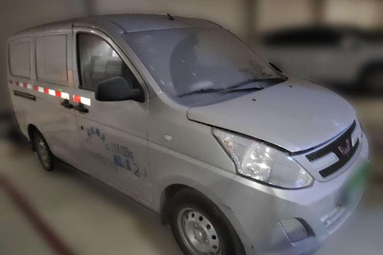 Used Wuling Rongguang V 2019 1.2L Van Utility Model
