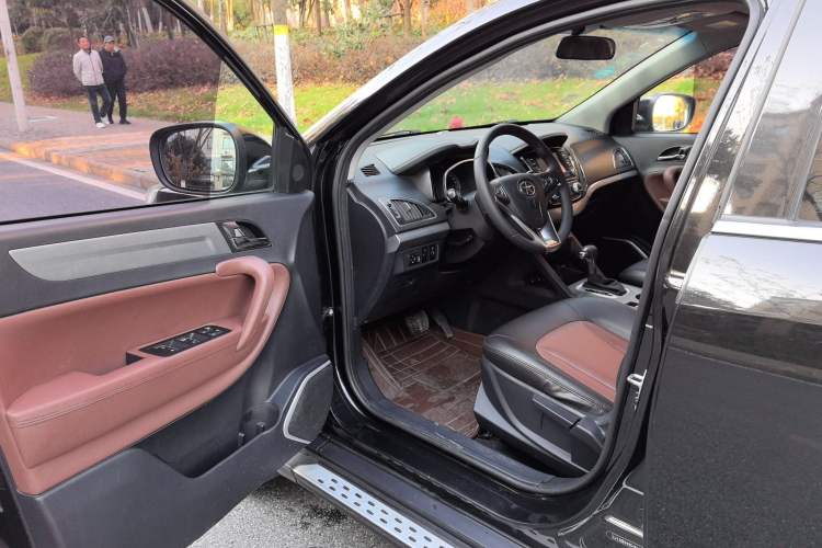 Used JAC Refine S5 2015 1.5T Automatic Elite Model
