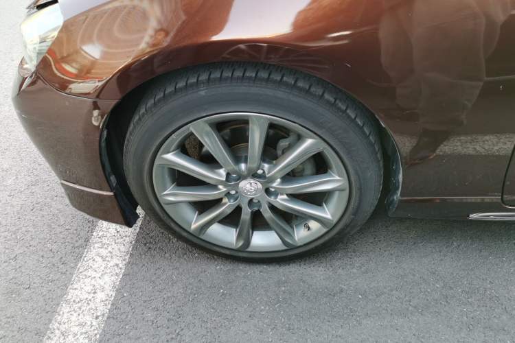 Used Toyota Reiz 2012 2.5V Fengdu Elite Stylish Edition
