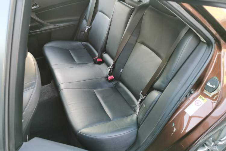 Used Toyota Reiz 2012 2.5V Fengdu Elite Stylish Edition
