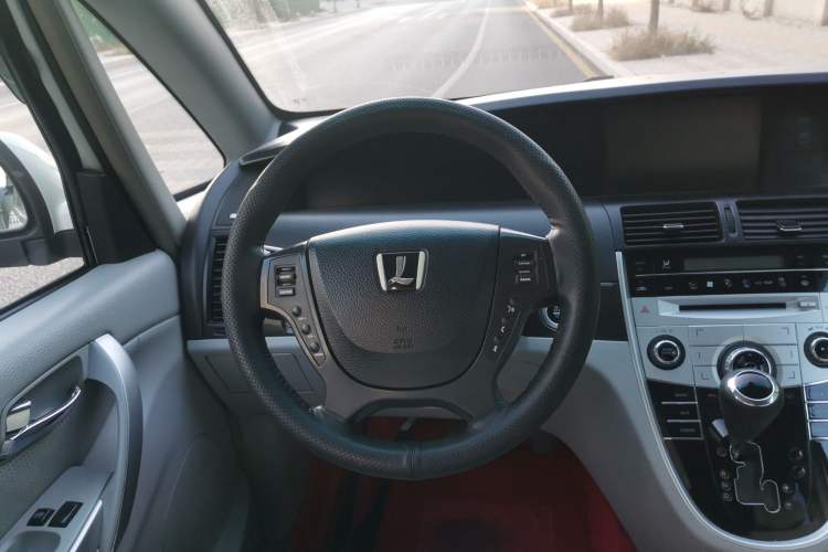 Used Luxgen Great 7 MPV 2013 2.0T Luxury Model