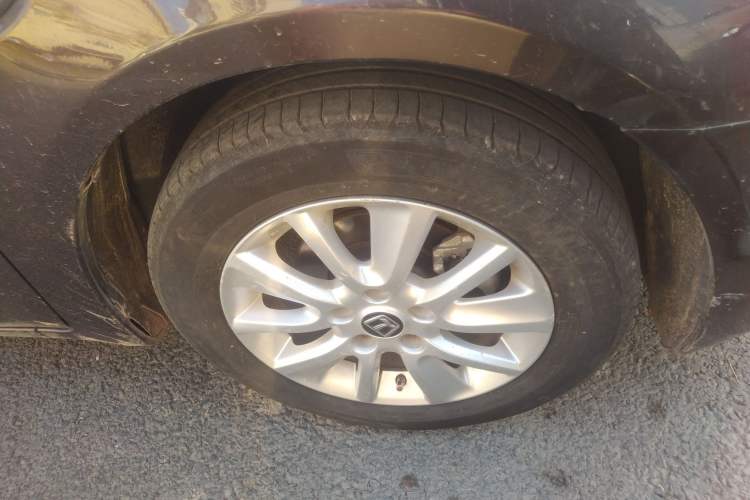 Used Luxgen 5 2014 Dance Limited Edition 1.8T Automatic Luxury Version
