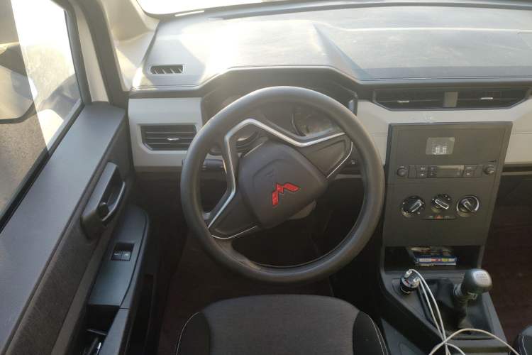 Used Wuling Zhengcheng 2021 1.5T Manual Comfort Version
