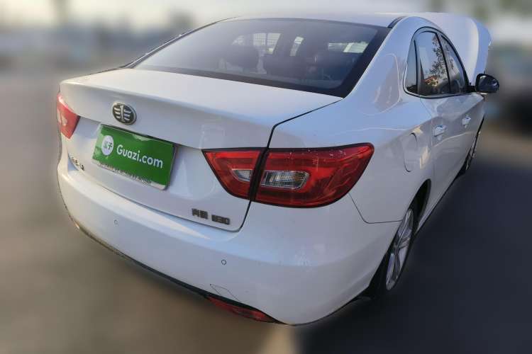 Used Bestune B30 2016 1.6L manual luxury version
