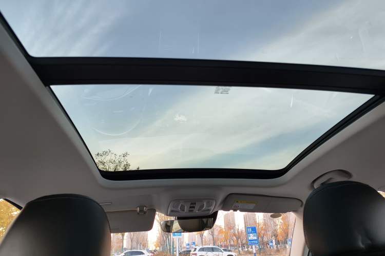 Used Roewe RX5 MAX 2022 1.5T Automatic Zhiwei Prestige Edition