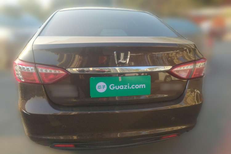 Used Luxgen 5 2014 Dance Limited Edition 1.8T Automatic Luxury Version
