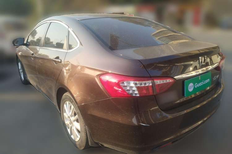 Used Luxgen 5 2014 Dance Limited Edition 1.8T Automatic Luxury Version
