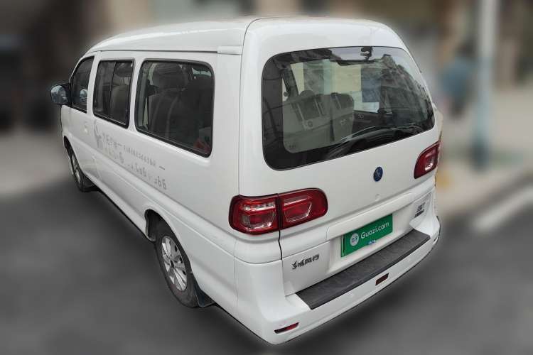 Used FORTHING Lingzhi M5 2021 Passenger Version Comfort Model 7 Seats