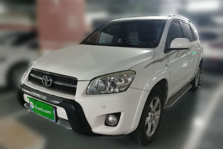 Used Toyota RAV4 2010 2.4L Automatic Deluxe Upgrade Edition