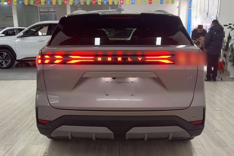 Used Geely Galaxy L7 2023 1.5T 115 km Starship