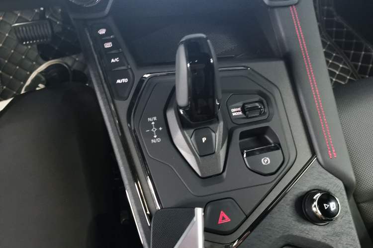 Used Lynk & Co 05 2023 2.0TD Four-Wheel Drive Sporty Halo