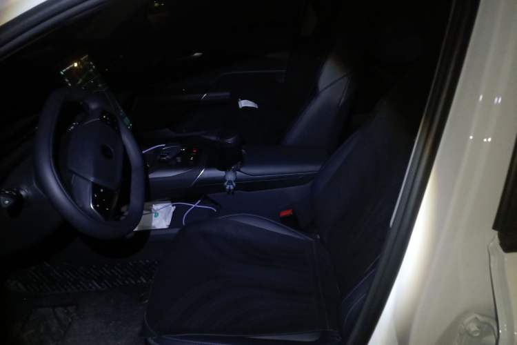 Used CHANGAN Eado DD 2023 Blue Whale NE 1.5T GDI DCT Luxury Edition
