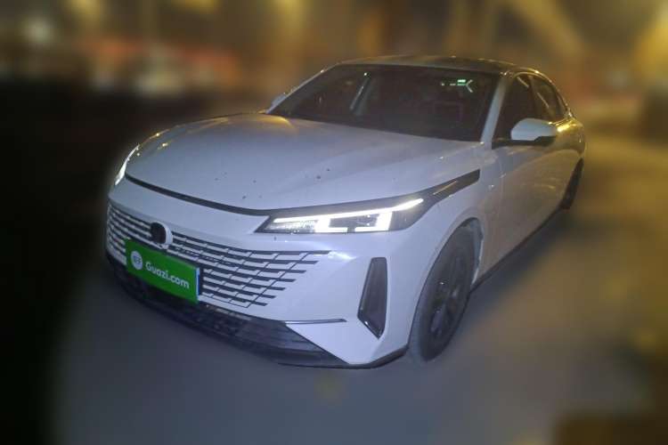 Used Changan Eado DD 2023 Blue Whale NE 1.5T GDI DCT Luxury Edition