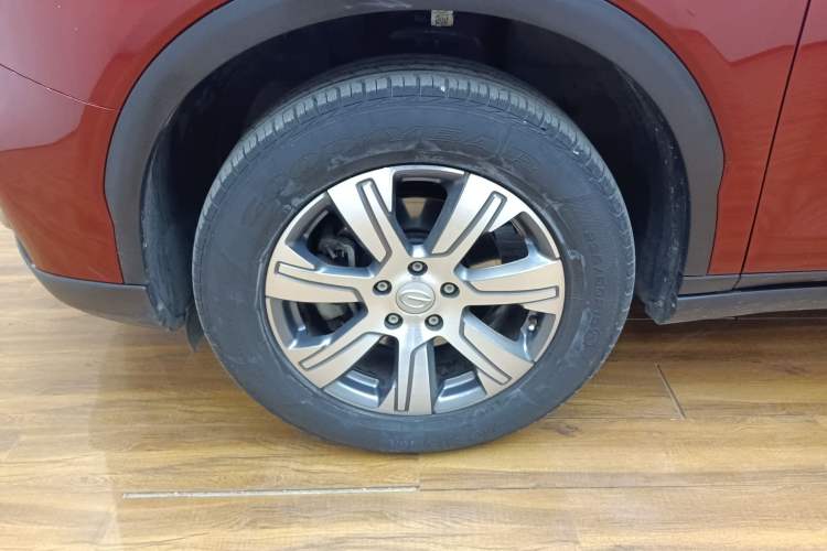 Used GAC Trumpchi GS7 2017 320T Two-Wheel-Drive Luxury Smart Connectivity Model
