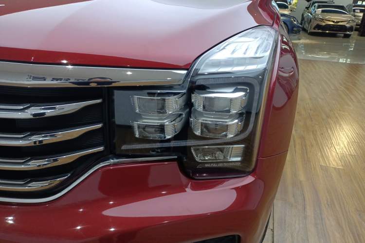 Used GAC Trumpchi GS7 2017 320T Two-Wheel-Drive Luxury Smart Connectivity Model
