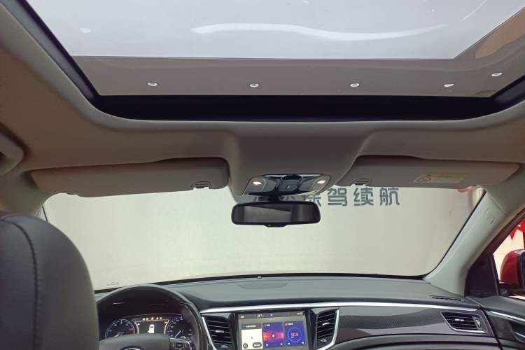 Used GAC Trumpchi GS7 2017 320T Two-Wheel-Drive Luxury Smart Connectivity Model
