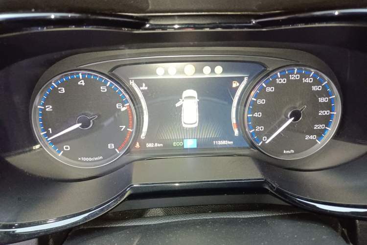 Used GAC Trumpchi GS7 2017 320T Two-Wheel-Drive Luxury Smart Connectivity Model
