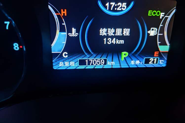 Used BYD Song 2017 Gaishi Upgrade Edition 1.5TID Automatic Luxury Model
