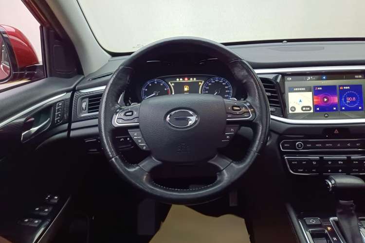 Used GAC Trumpchi GS7 2017 320T Two-Wheel-Drive Luxury Smart Connectivity Model
