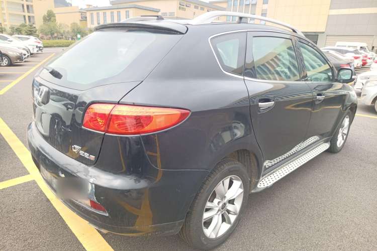 Used Luxgen Great 7 SUV 2013 Limited-Edition Sharp Model 2.2T Two-Wheel-Drive Smart Version
