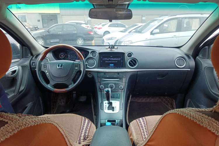 Used Luxgen Great 7 SUV 2013 Limited-Edition Sharp Model 2.2T Two-Wheel-Drive Smart Version
