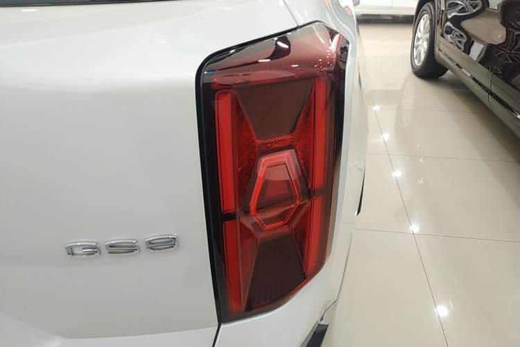 Used GAC Trumpchi GS8 2022 Flagship Series 2.0 TGDI Two-Wheel-Drive Prestige Edition (7 Seats)
