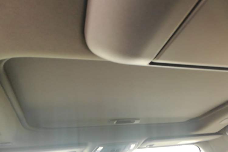 Used Toyota Granvia 2023 2.5L Hybrid Flagship VIP Edition Headliner