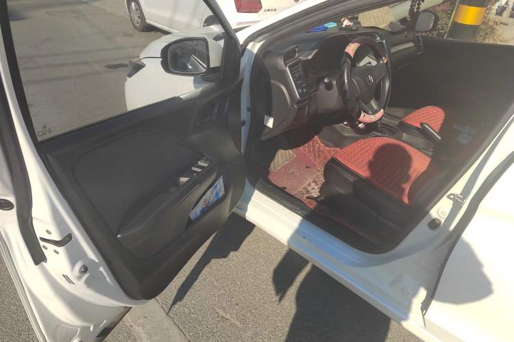 Used Honda Gienia 2017 1.5L CVT Classic Edition
